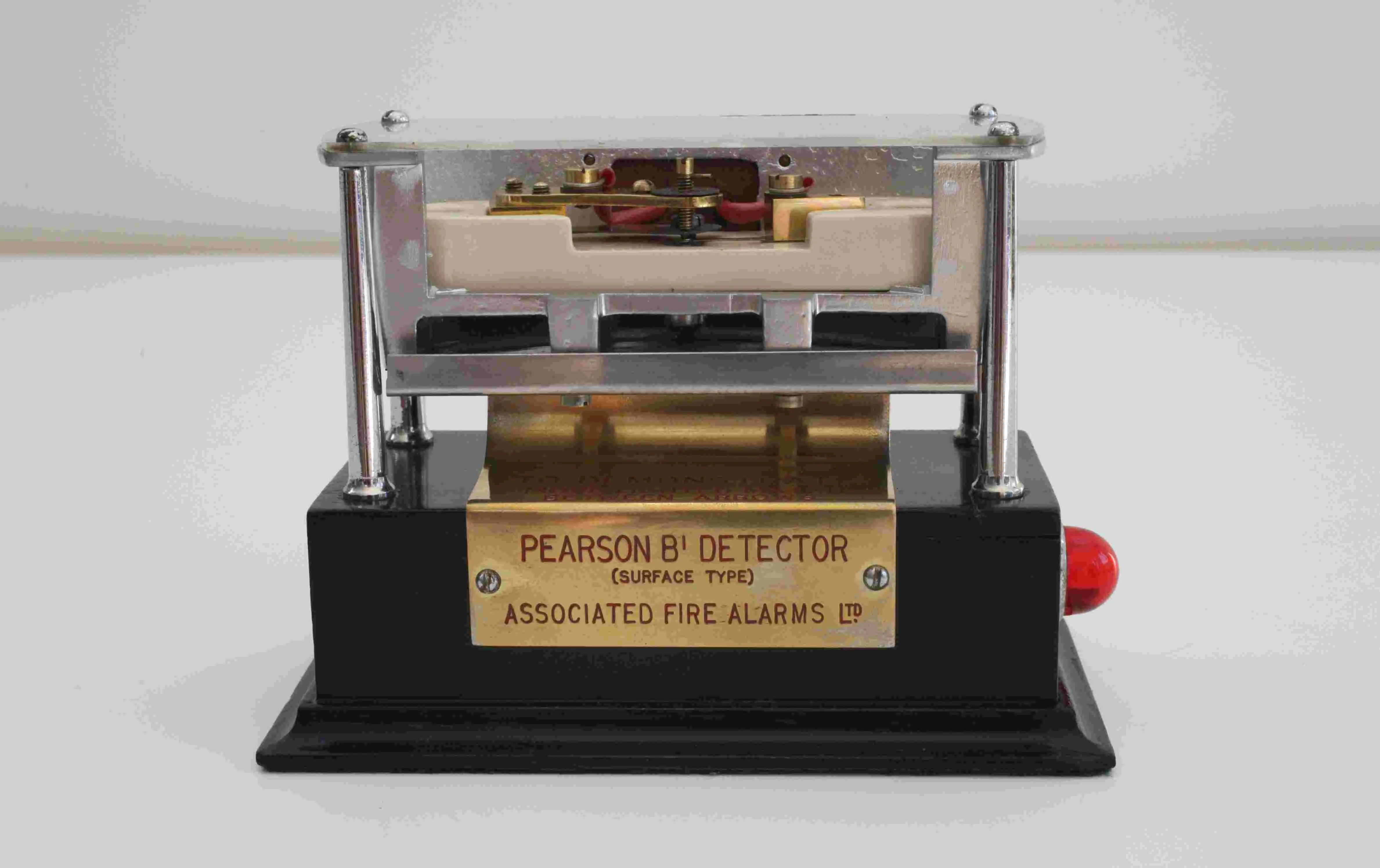 Salesman's Sample of a Pearsons B1 Fire Detector by Associated Fire Alams Limited